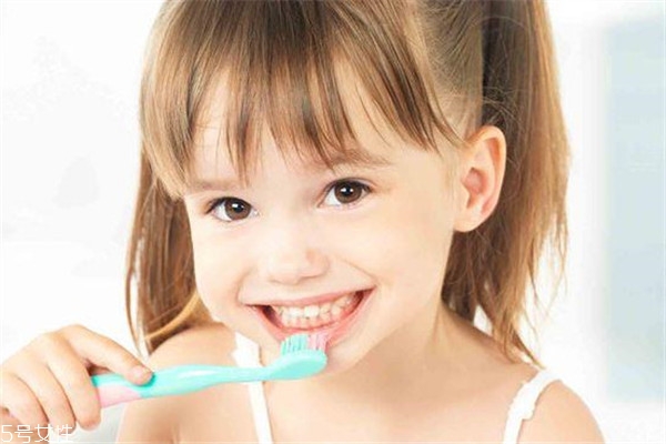 兒童牙齒涂氟注意事項 這8點要知道