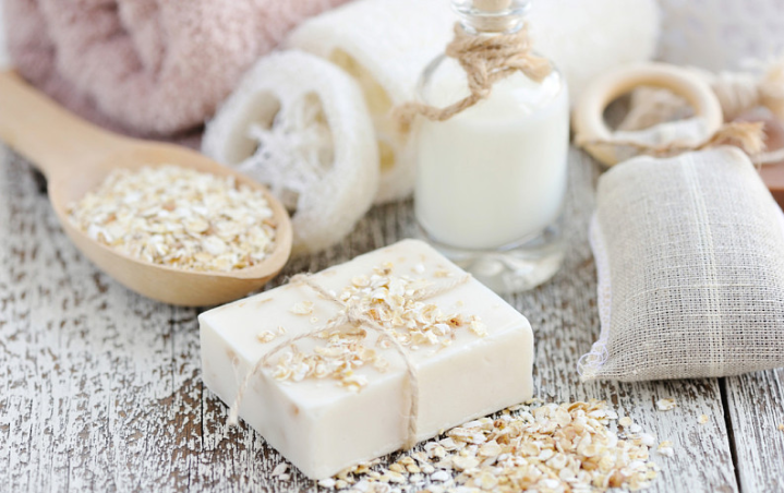 磨砂膏和身體乳的使用順序 磨砂膏和身體乳的正確使用方法
