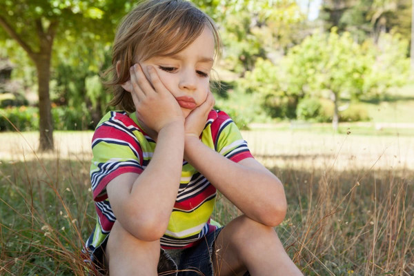 孩子有悲觀情緒怎么辦 孩子悲觀情緒的來源